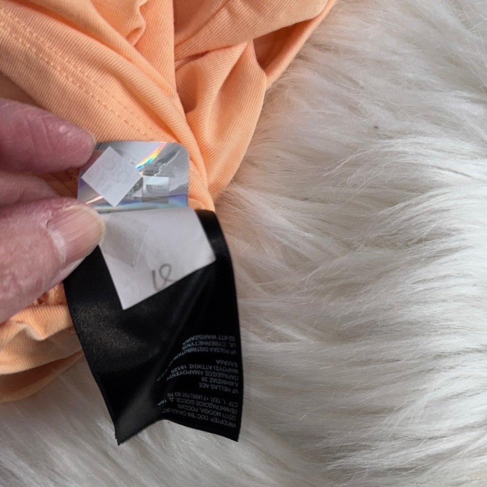 The North Face Orange Sleeveless Relaxed Tank Top - Picture 8 of 9